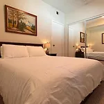 Private Room And Bathroom